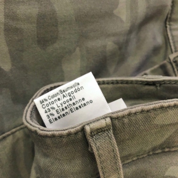 AG The Caden Camo Twill Trousers - Picture 8 of 9